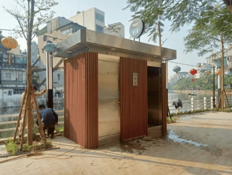 Nhà vệ sinh inox là gì?