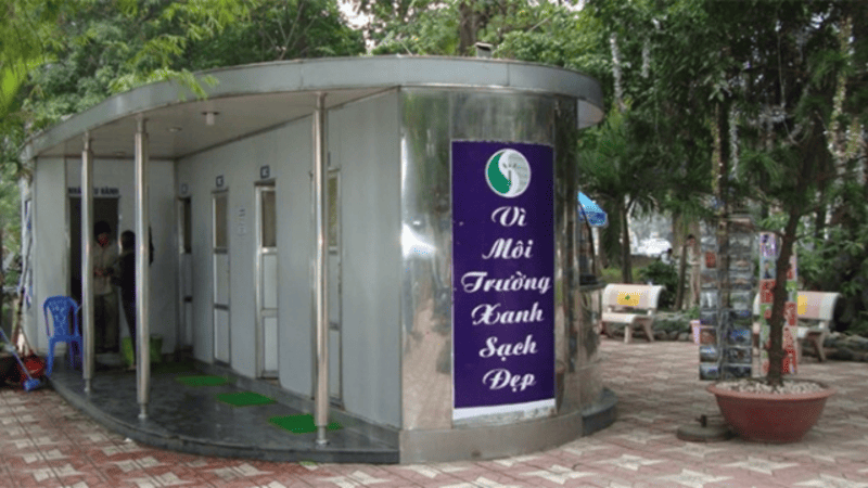 img-nha-ve-sinh-inox (2)