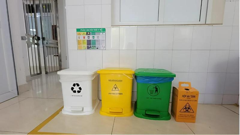 Thùng rác Composite sử dụng tại bệnh viện
