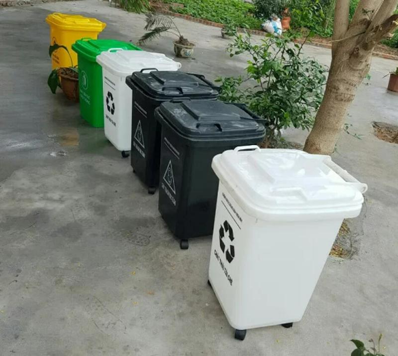 Thùng rác Composite thích hợp đặt ngoài trời