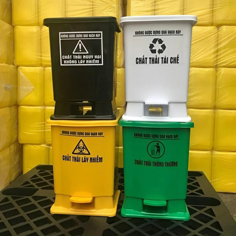 Thùng rác tái chế nhựa HDPE