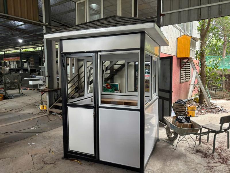 Dịch vụ sửa bốt bảo vệ tận nơi, nhanh chóng và chuyên nghiệp 5 Mẫu bốt sau sửa bốt bảo vệ được hoàn thiện khung, cửa kính và mái chắc chắn, sạch đẹp