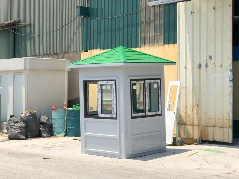Mẫu Bốt bảo vệ Thái Nguyên composite mái xanh, thiết kế gọn gàng phù hợp nhà máy và khu công nghiệp 