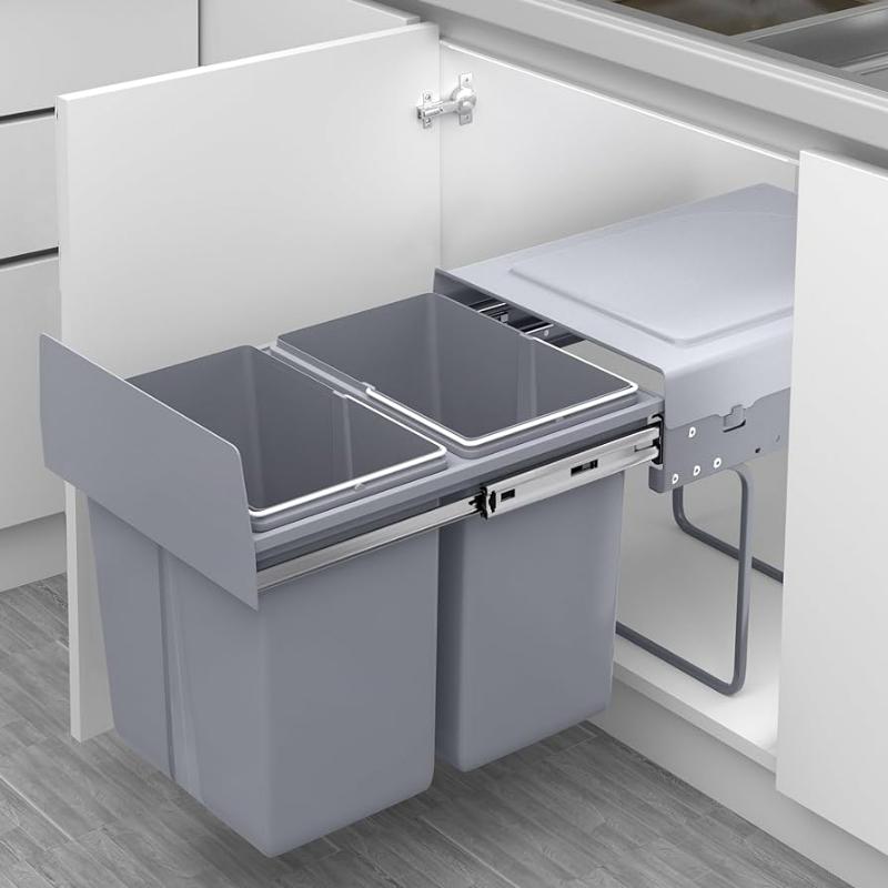 Thùng rác âm tủ hai ngăn hỗ trợ phân loại rác và tối ưu không gian 