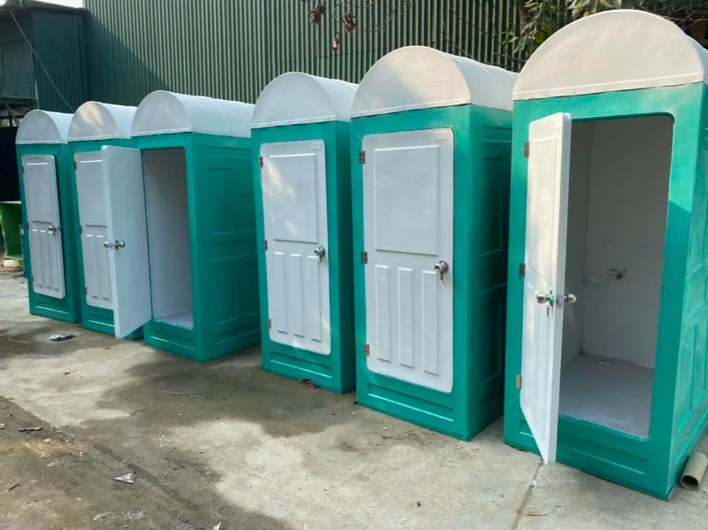 Nhà vệ sinh di động Đồng Nai đa dạng mẫu, cập nhật giá 1 Nhà vệ sinh di động Đồng Nai bằng composite bền chắc, gọn nhẹ và thuận tiện di chuyển đến nhiều vị trí khác nhau