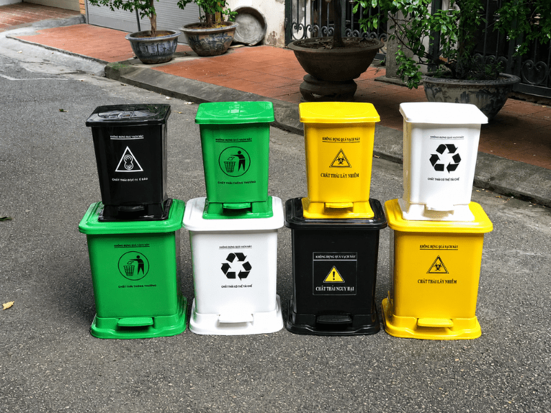 Đặc điểm nổi bật của thùng rác y tế 15L