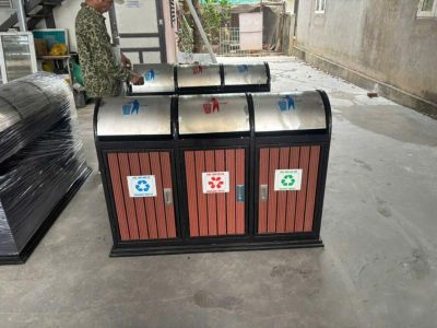 Thùng rác thép cao cấp hỗ trợ phân loại rác hiệu quả tại khu vực công cộng