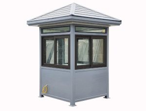 Bốt bảo vệ Ninh Bình mái chóp sang trọng, khung chắc chắn và hệ cửa kính tạo không gian quan sát thông thoáng 