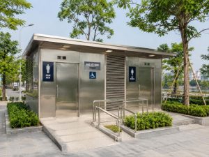 Nhà vệ sinh công cộng dạng cabin giúp giải quyết nhanh chóng nhu cầu vệ sinh tại các khu vực đông dân cư.